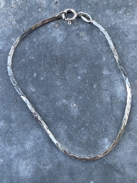 Sterling Silver 7" Chain Bracelet 2mm - Picture 2 of 2